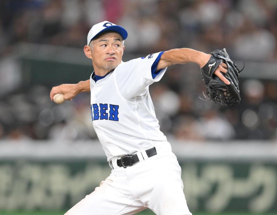 　力投する先発のイチロー氏（撮影・伊藤笙子）