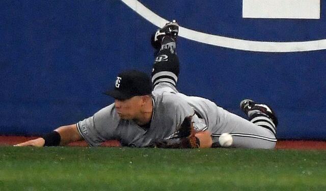 5月15日(水) 巨人VS阪神3塁バックアウトA30 22ゲート スターペアシート 奇跡の「バックスクリーン3連発」再現なるか!? 阪神対巨人、1985年と