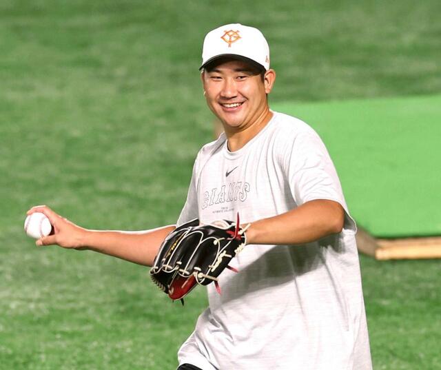 巨人・菅野 メジャー再挑戦表明「向こうでプレーする気持ち」今