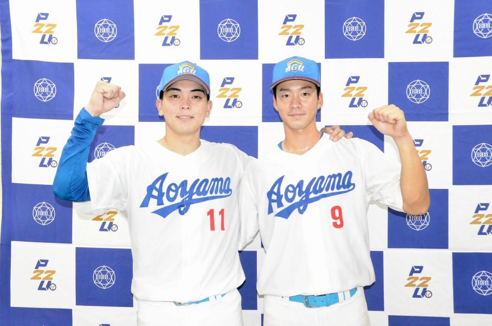 　完投勝利した青学大・中西（左）とリーグ戦１号を放った青山