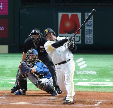 ソフトバンクが快勝でファイナルＳ突破へあと２勝　山川の適時二塁打などで伊藤を撃破　右足首捻挫から復帰の近藤も復活の一打