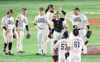 　日本シリーズ進出に王手を掛けたソフトバンクナイン（撮影・金田祐二）