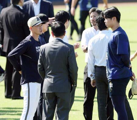 オリックス・岸田監督　始動もいきなり試練　山下舜平大が腰の違和感で別メニュー　来季開幕ローテ微妙