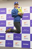 　中日に２位指名を受け、カンガルージャンプで飛躍を誓う西濃運輸・吉田聖弥