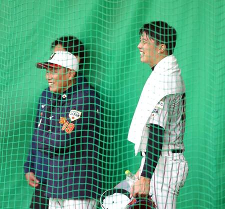 阪神・才木が井端監督の前で侍初ブルペン　受けた坂倉が驚がく「すごい球。思った以上」