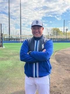 指名練習に参加した村田修一コーチ