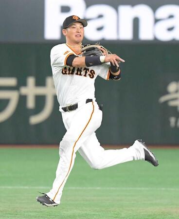 巨人・吉川　球団二塁手２２年ぶりＧＧ賞「ずっと目指していた賞なので本当にうれしいです」　球団からセ最多４人