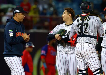 　６回、降板する横山（撮影・山口登）