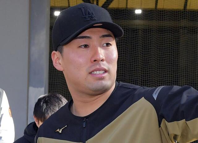 巨人・浅野 来季こそビールかけ「入りたい」24日20歳誕生日 570