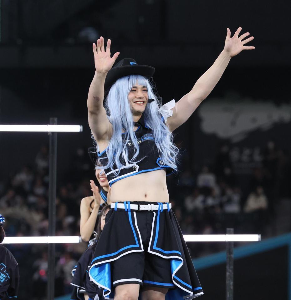 　清宮フレンズとして登場した清宮＝１１月３０日