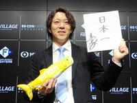 　契約更改した宮西