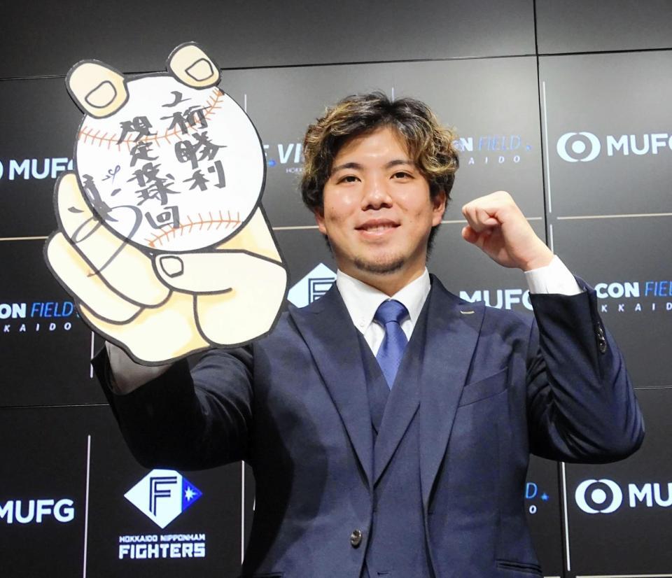 　契約を更改した金村。来季は２ケタ勝利と規定投球回数クリアを目標に掲げる