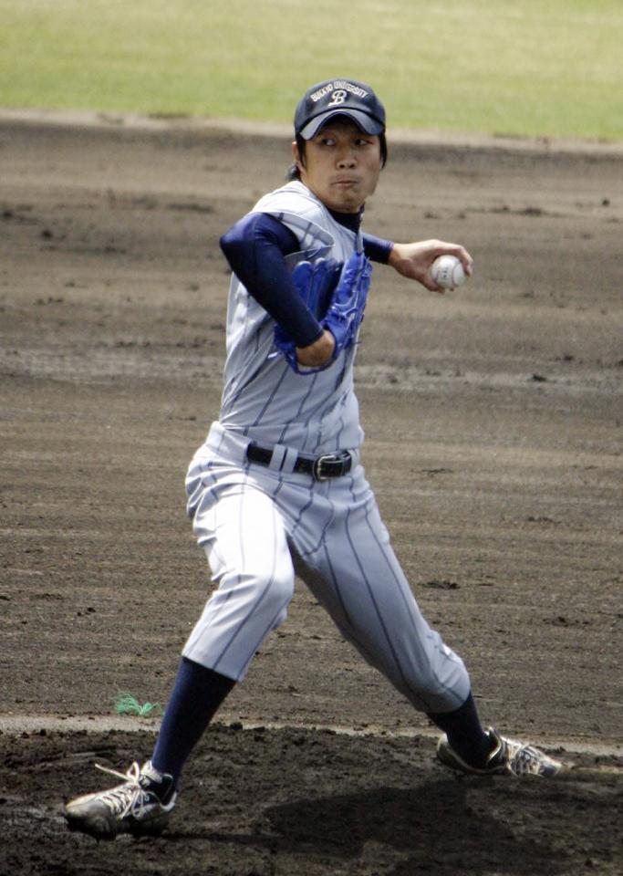 　仏教大時代の大野雄大＝１０年撮影