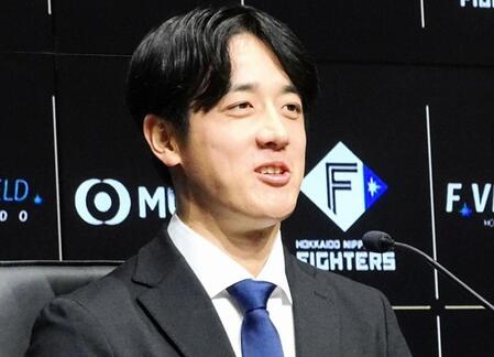 【写真】「可愛らしい奥様」日本ハム・北山が結婚報告で祝福殺到「美男美女ですね」