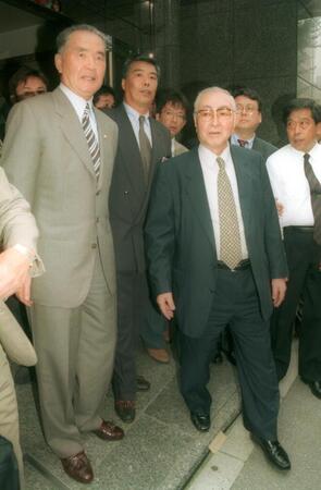 　１９９８年９月１２日、長嶋監督留任会見での渡辺恒雄さん