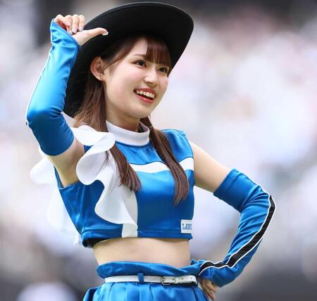 　ファイターズガールの橋本莉々花（２４年７月撮影）