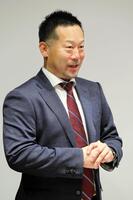 　球団事務所で行われた監督コーチ会議に出席した三木監督（代表撮影）