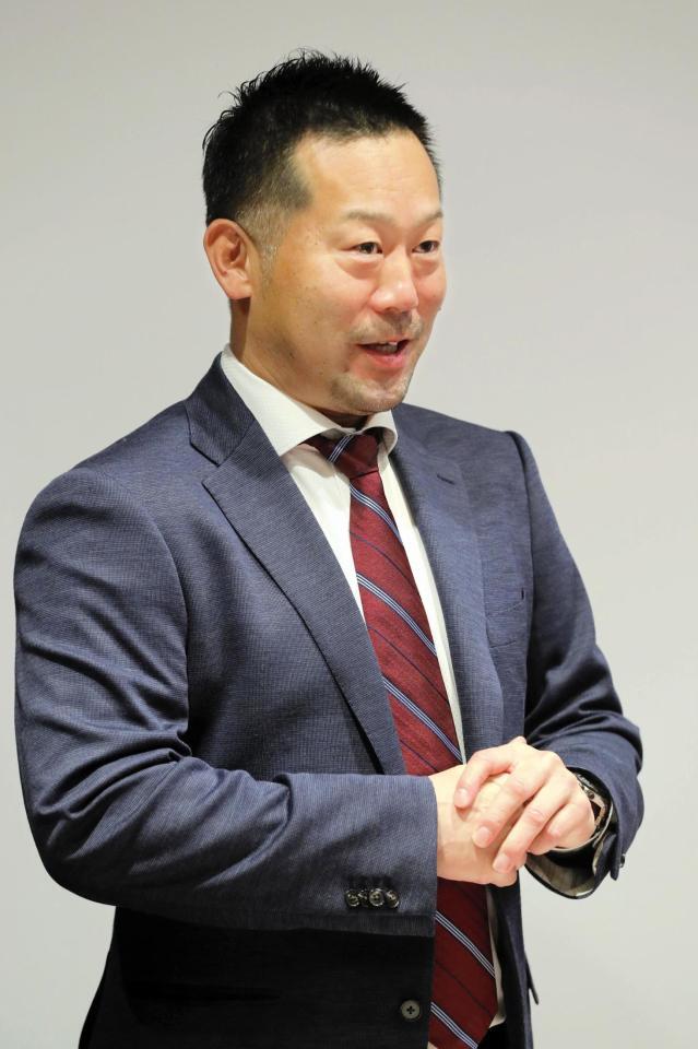 　球団事務所で行われた監督コーチ会議に出席した三木監督（代表撮影）