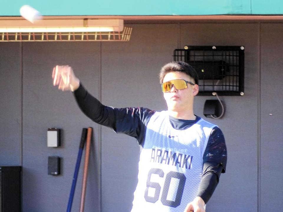 　キャンプ１軍スタートが決まったドラフト３位・荒巻