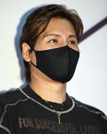 　質問に答える新庄監督（撮影・開出牧）