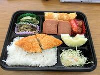 　新庄監督から報道陣に振る舞われた弁当