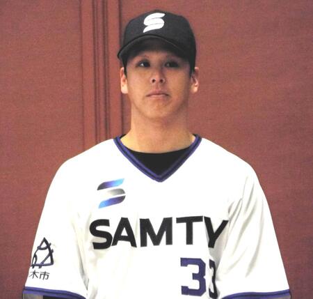 　サムティ野球部に加入した元広島の曽根内野手兼野手コーチ