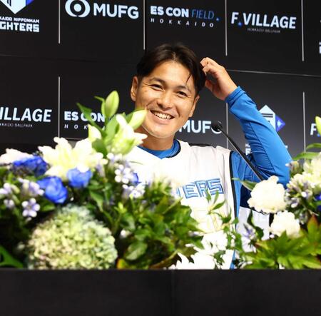 【写真】日本ハム「鍵谷さんのお疲れ様会」メンバーに涙　近藤、上沢、有原、西川も「色々と救われる」