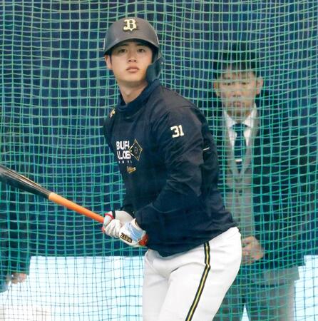 オリックス・太田　初の侍入りへ意欲　井端監督「ものすごく期待したい」打撃投手の父相手に特打も