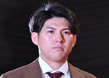「かなり遅くなったけど…」　昨季新人王の西武・武内に担当スカウトが粋な特注の贈り物　ＳＮＳ「素敵です！」「唯一無二」
