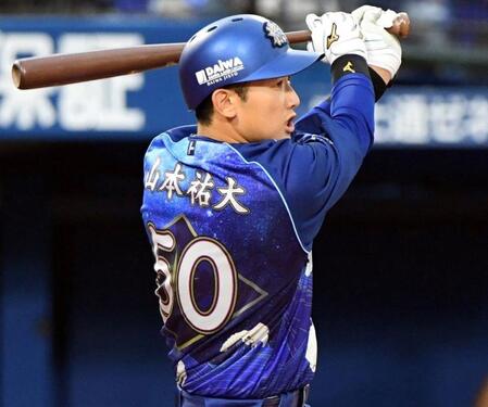 ＤｅＮＡ紅白戦　山本祐大が豪快２ラン　期待の松尾汐恩もバットでアピール　投手陣も伊勢、山崎ら順調
