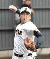　スプリットを投げる田中将（撮影・伊藤笙子）