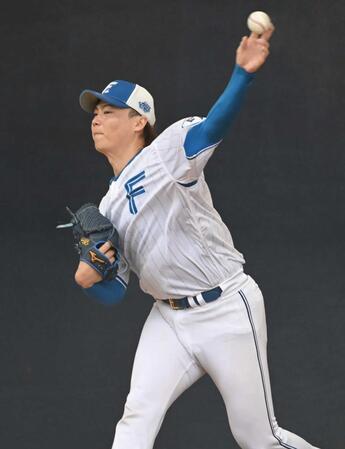 日本ハム・山崎“黄金ルーキー”封じる　明大後輩の楽天ドラ１宗山「打たれたくない」先輩の威厳見せる