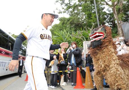 那覇キャンプ初日もマー君順調　巨人・田中将が２月末の実戦初登板へ　名伯楽・久保巡回投手コーチ太鼓判「十分そういう進み方をしています」