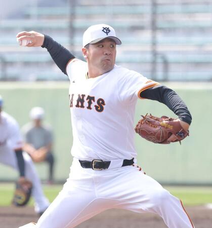 　ライブＢＰに登板し、投球する田中将＝１７日