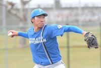 　８回裏に登板し３者連続三振を奪った清宮虎（撮影・佐藤厚）