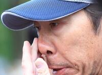 　他界したつば九郎のスタッフに関して「残念」と打ち明けた高津監督（撮影・吉澤敬太）