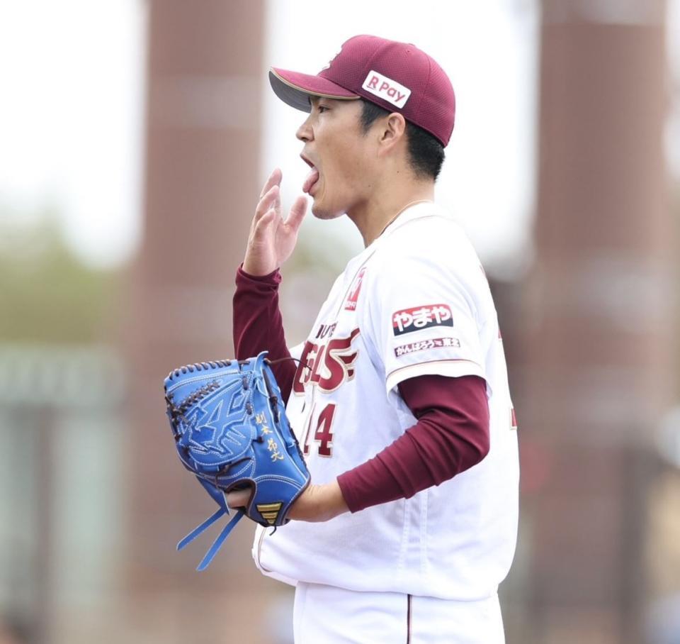 　３回に登板するも４失点した則本（撮影・中田匡峻）