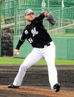 　ライブＢＰに登板したボス