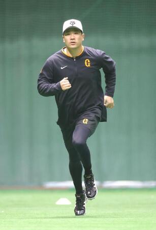 　アップする田中将（撮影・西岡正）