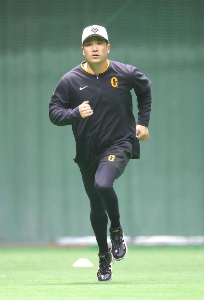 　アップする田中将（撮影・西岡正）