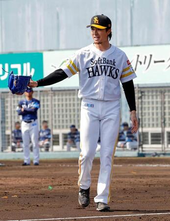 　３回途中、７失点で降板する上沢