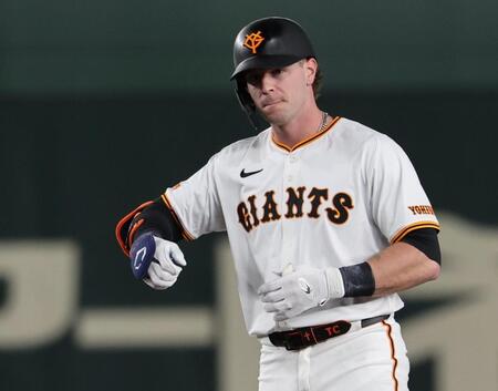 　２回、二塁打を放ったキャベッジ