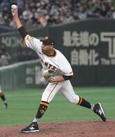 　９回表に登板したマルティネス（撮影・佐藤厚）