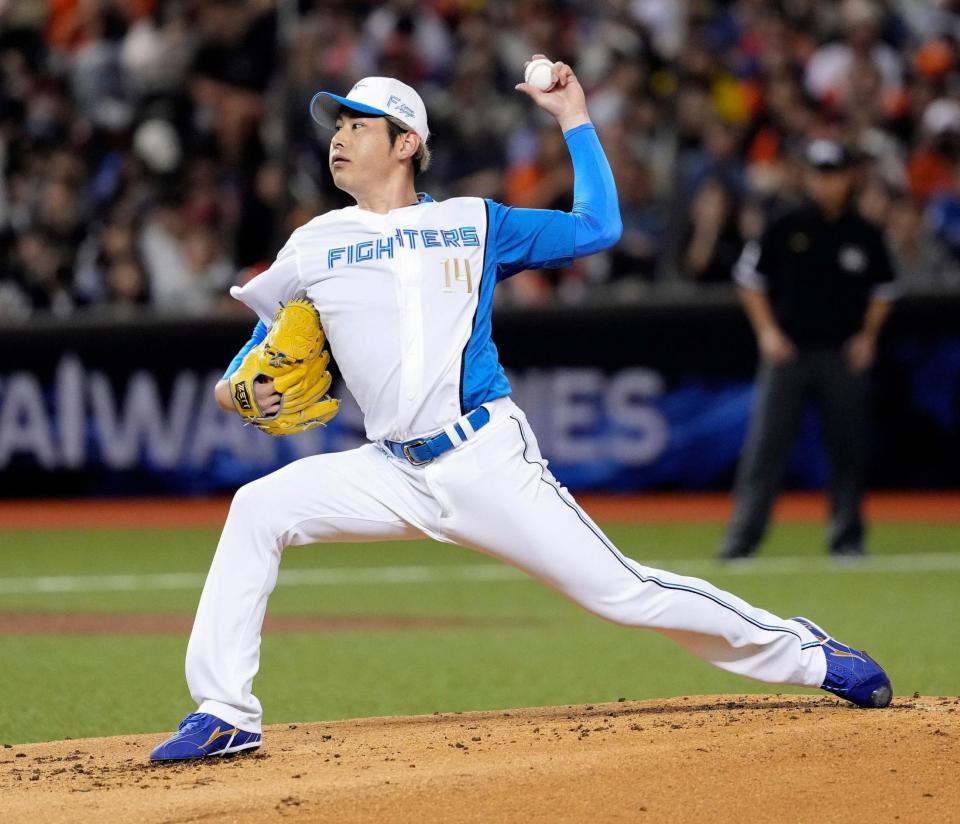 　２番手で登板した加藤貴