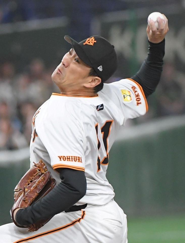 　ヤクルト打線に立ち向かう田中将（撮影・佐藤厚）