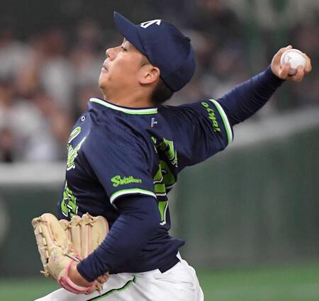 ヤクルト・小川　先発の駒不足救済へ３回４奪三振１失点　新球シンカーも手応え