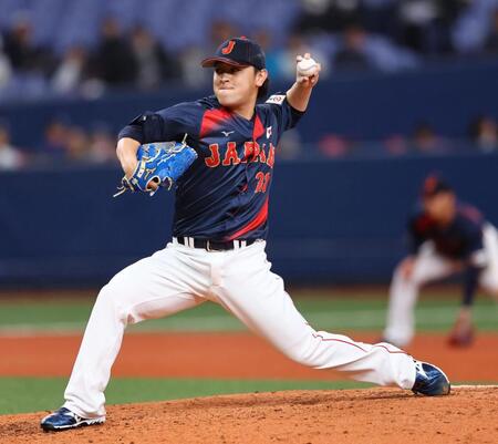 　６回、力投する河野（撮影・山口登）