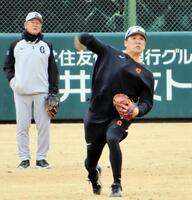 　甲子園での９日・阪神戦へ向けてジャイアンツ球場で調整を行う田中将