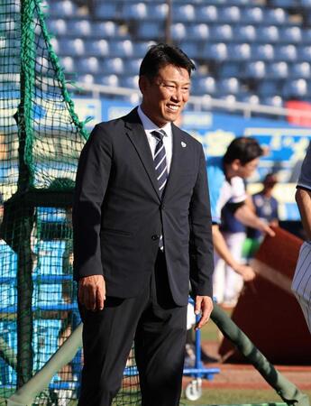 　日本代表の井端監督