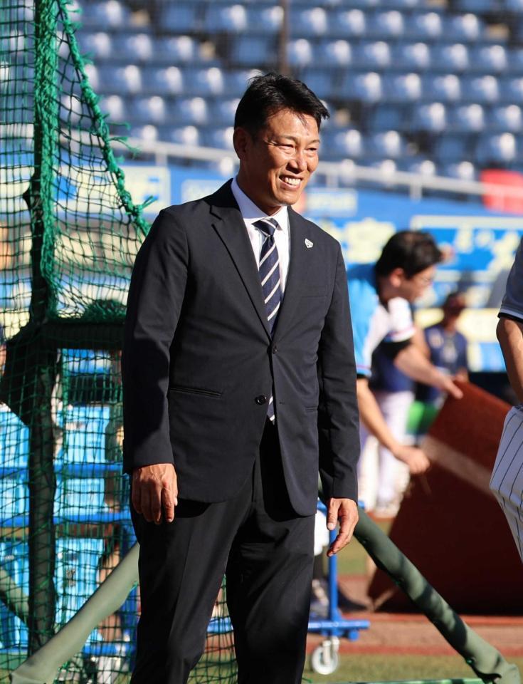 　日本代表の井端監督